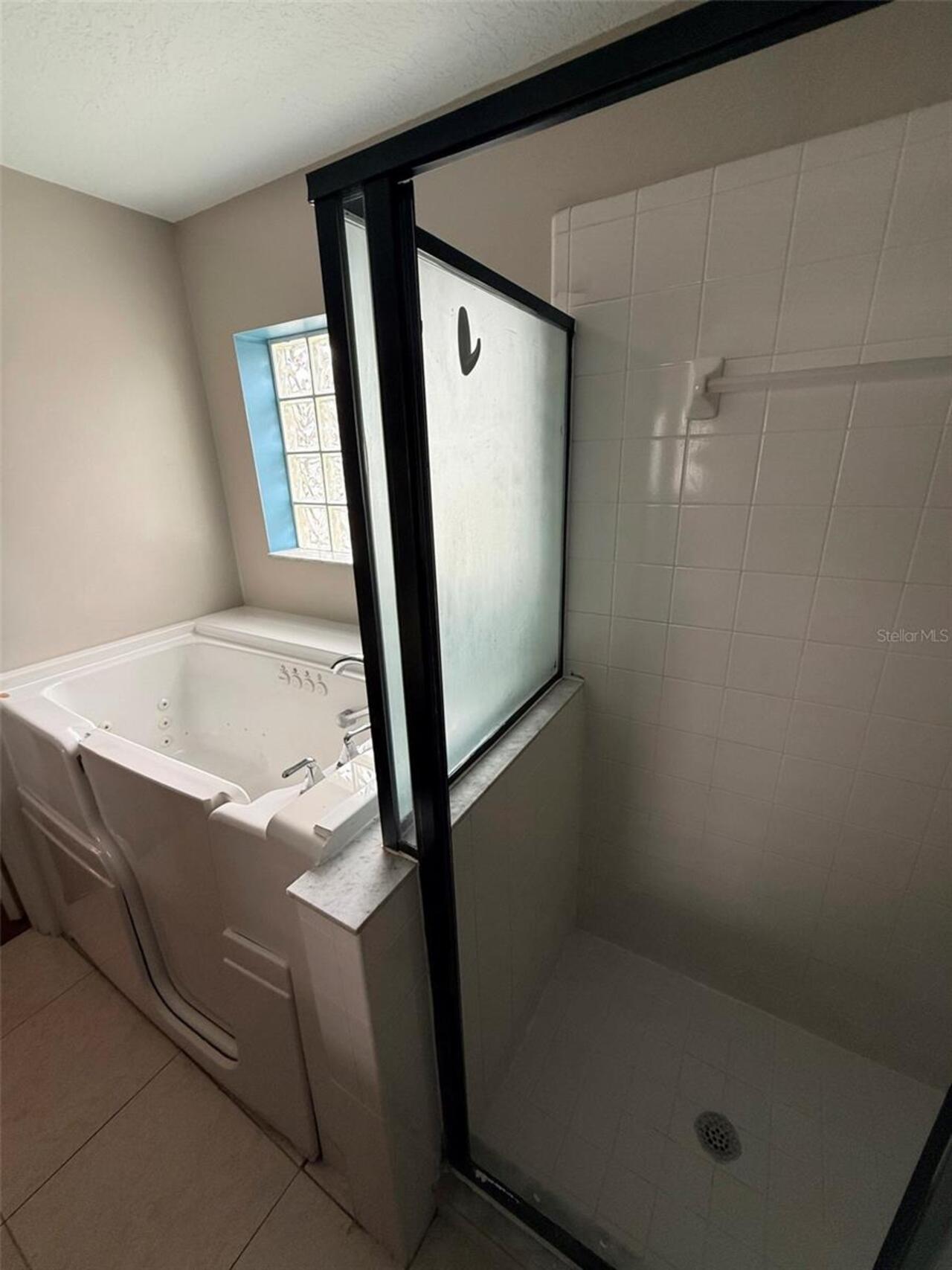 Listing Photo 10