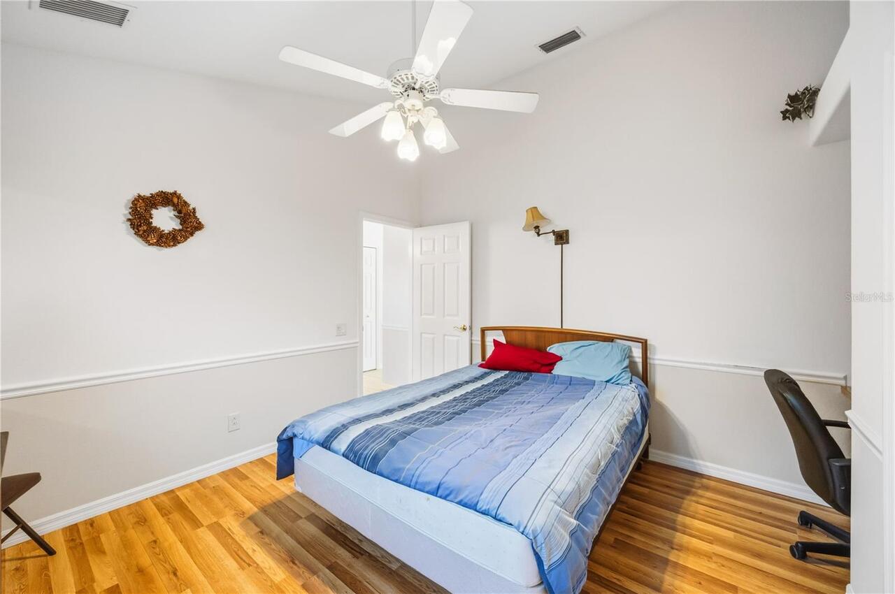 Listing Photo 15