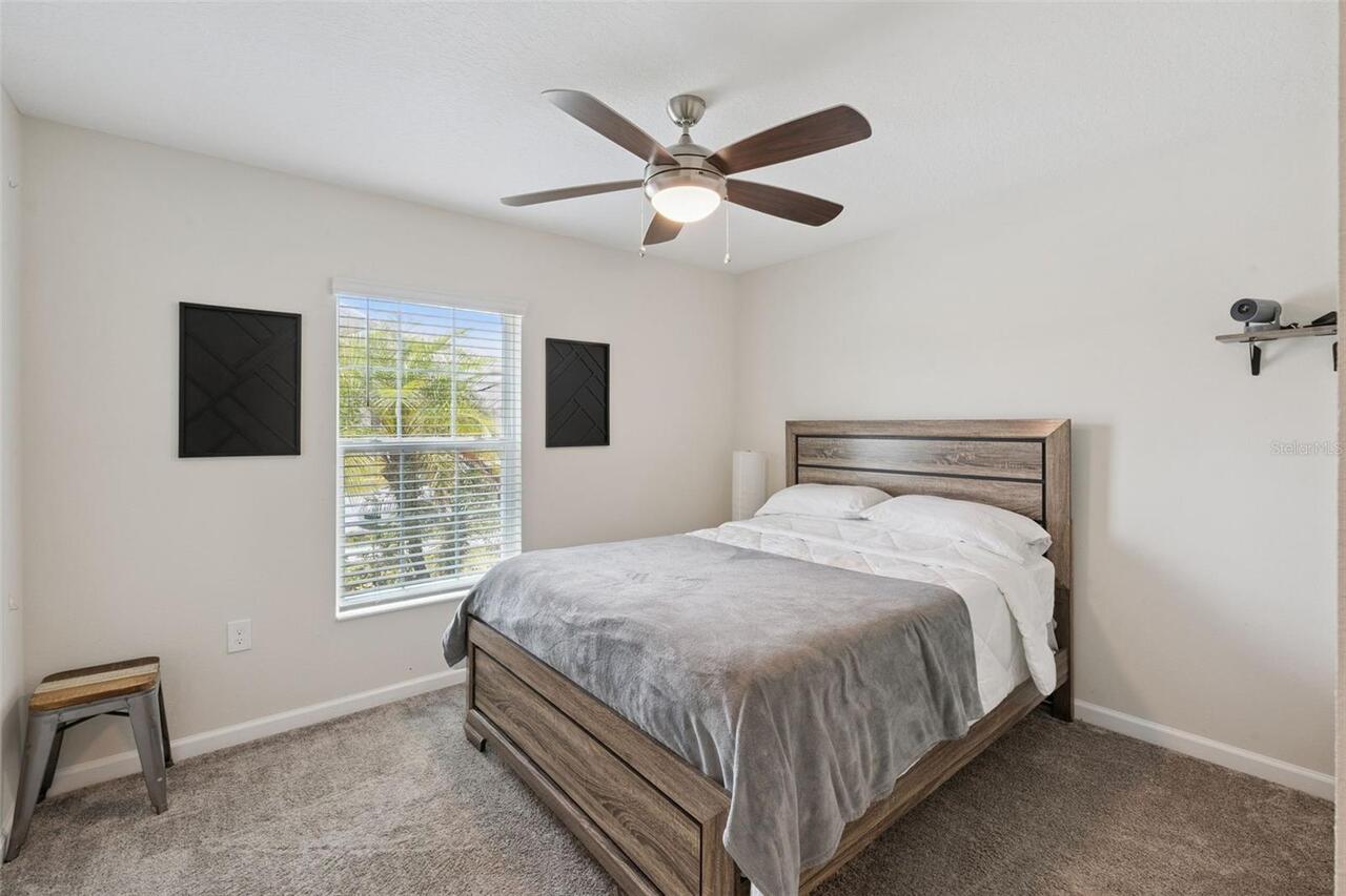 Listing Photo 17