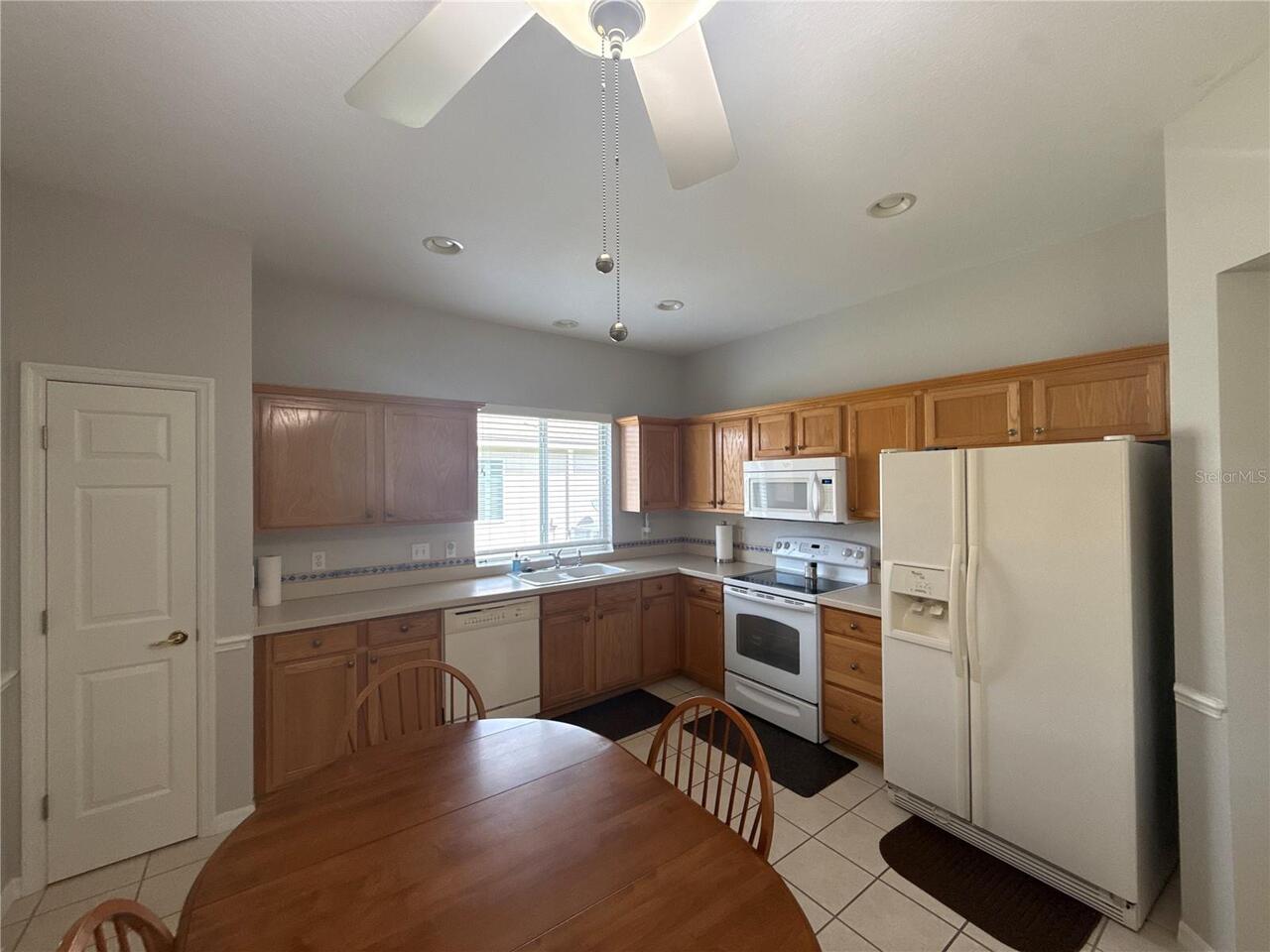 Listing Photo 10