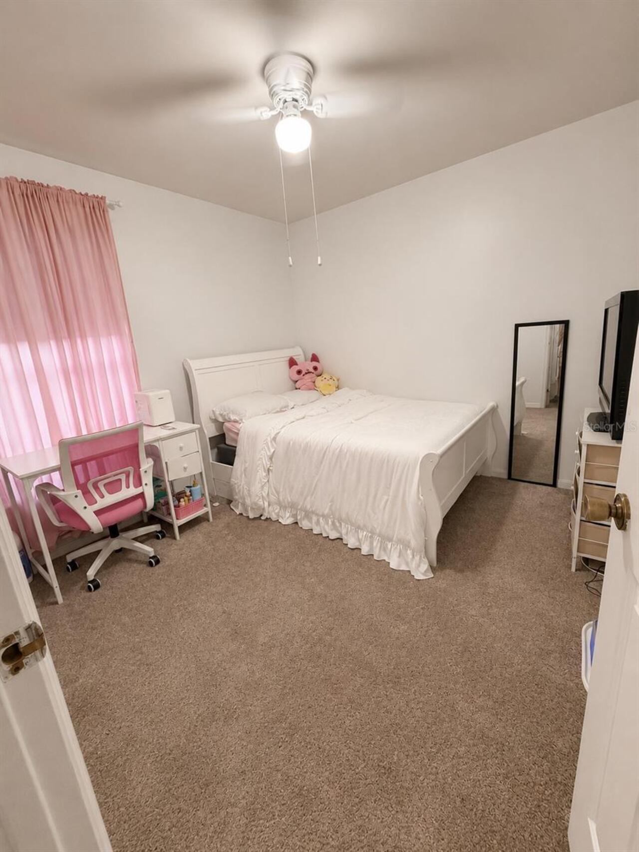 Listing Photo 12