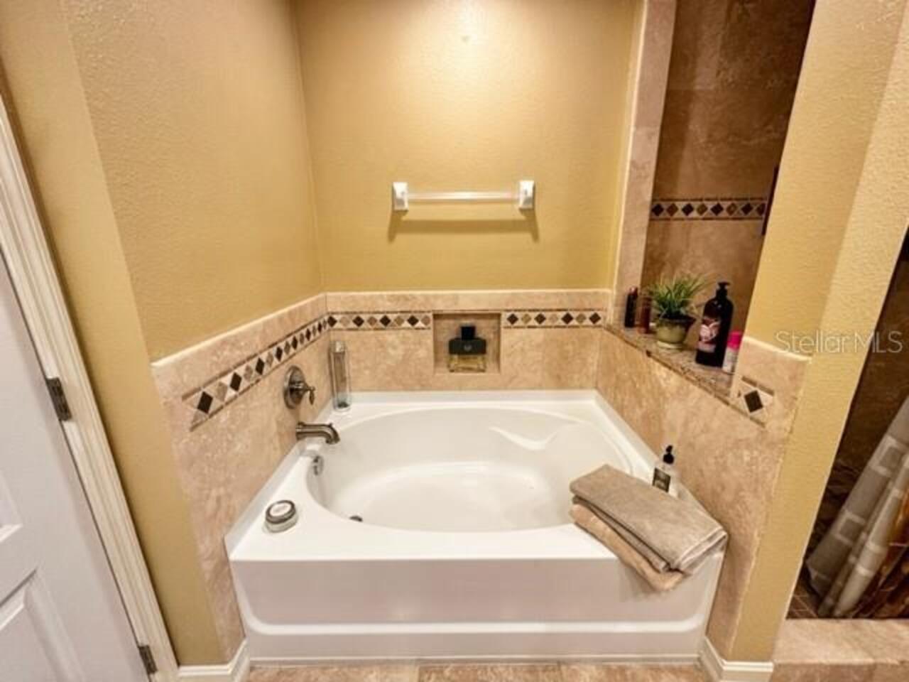 Listing Photo 20
