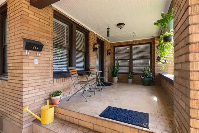 Listing Photo 5