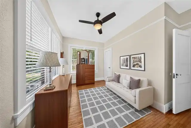 Listing Photo 18