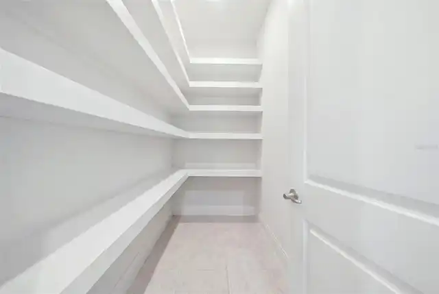 Listing Photo 13