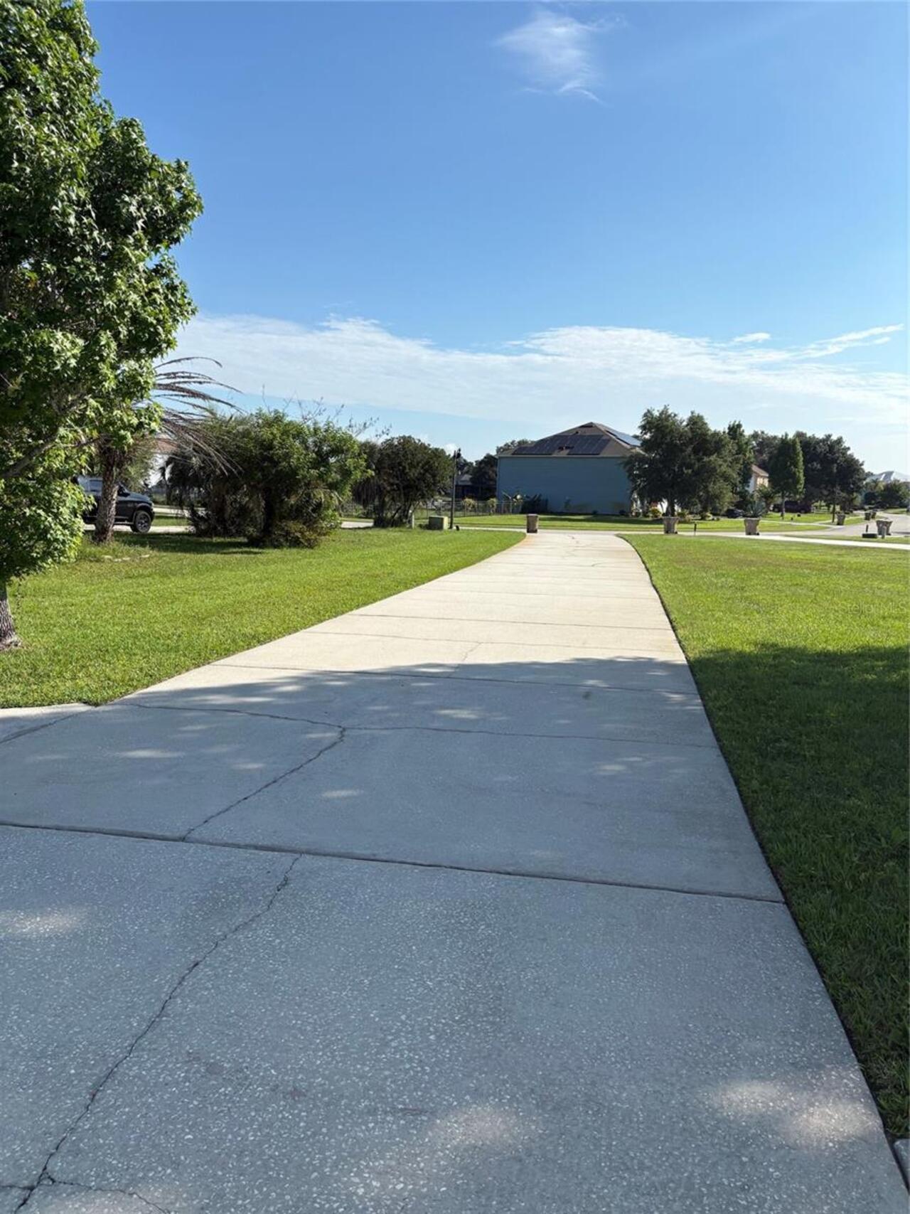 Listing Photo 12