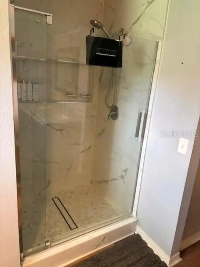 Listing Photo 10