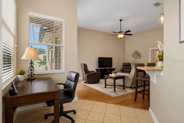 Listing Photo 10