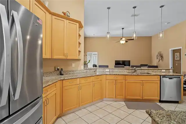 Listing Photo 18