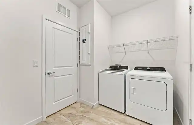 Listing Photo 16