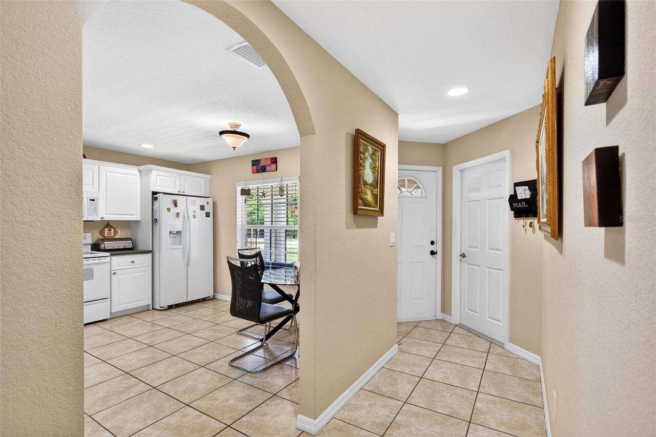 Listing Photo 9