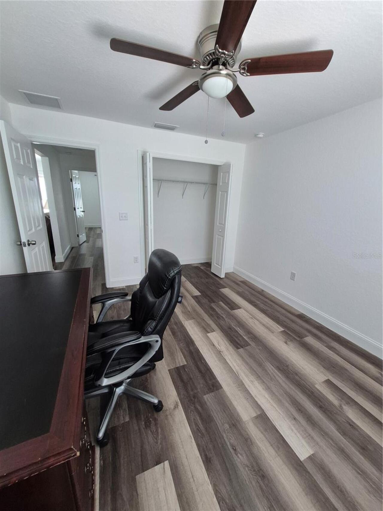 Listing Photo 9
