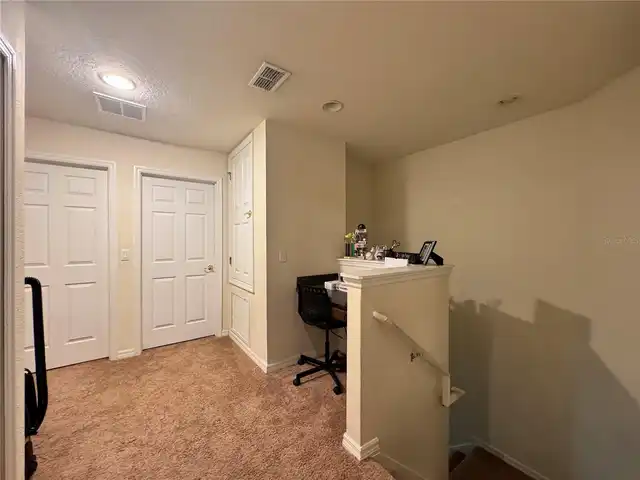 Listing Photo 12