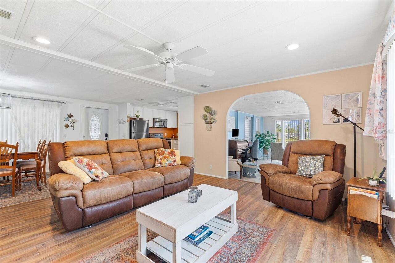 Listing Photo 6