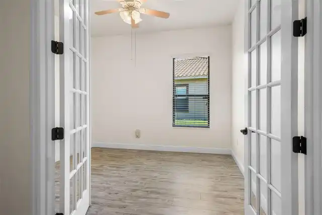 Listing Photo 22