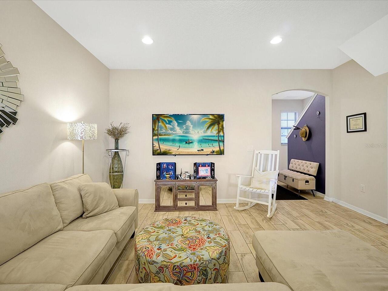 Listing Photo 11