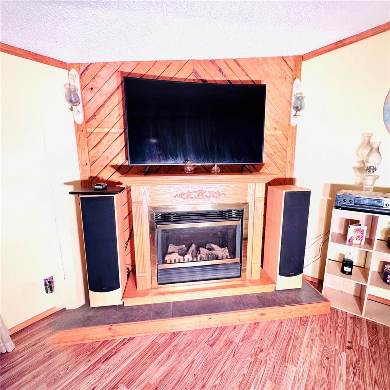 Listing Photo 14