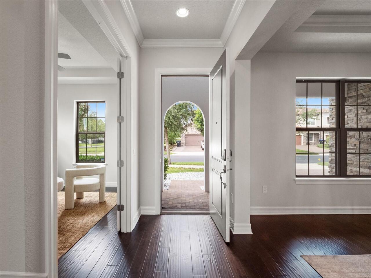 Listing Photo 8