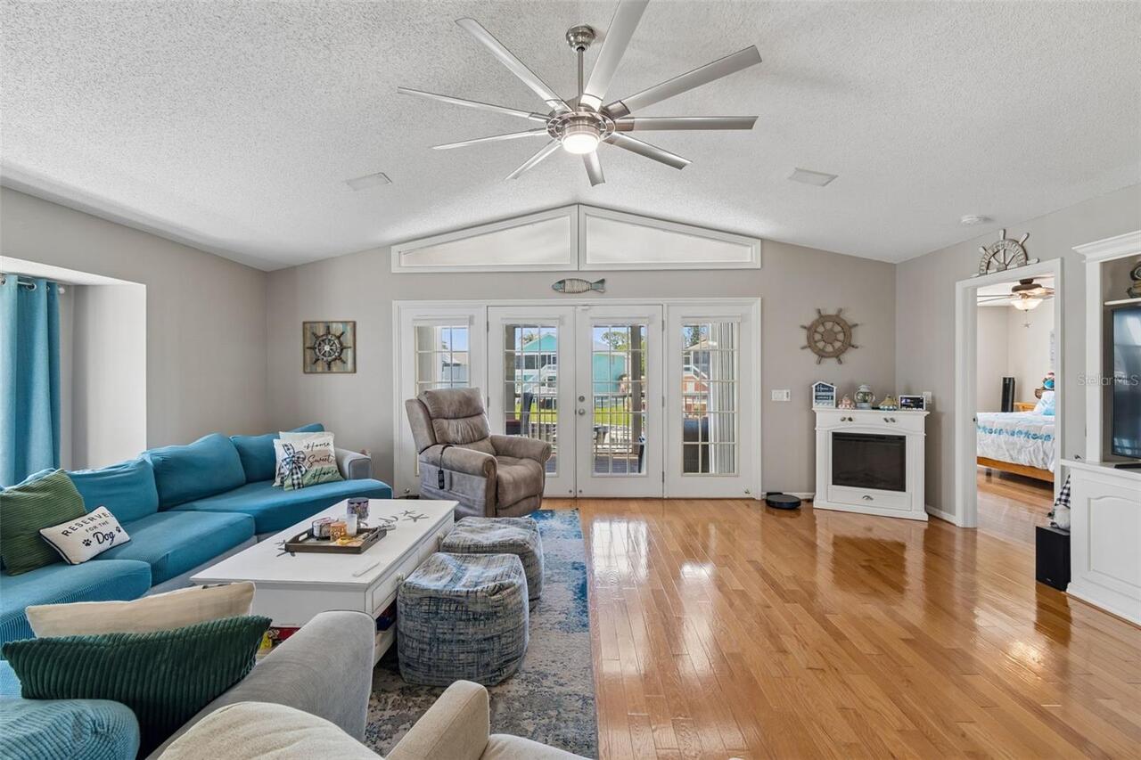 Listing Photo 19
