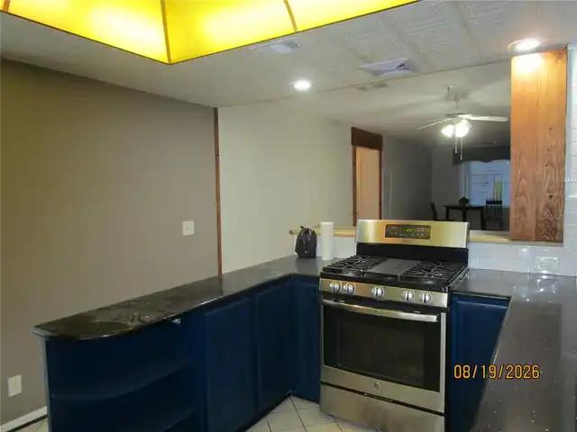 Listing Photo 9
