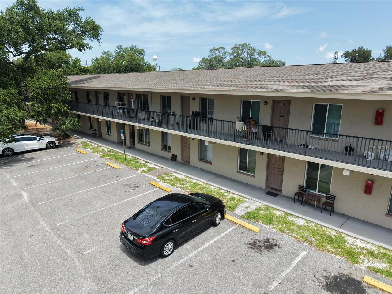 Listing Photo 6