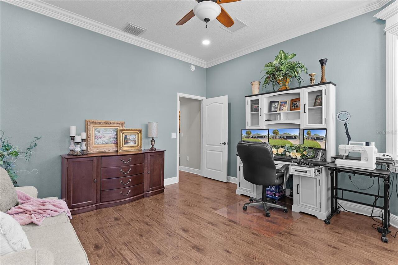 Listing Photo 14