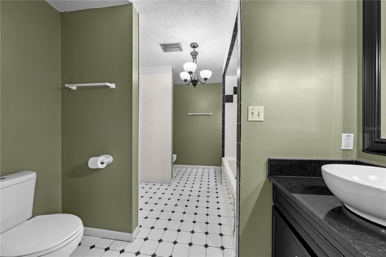 Listing Photo 32