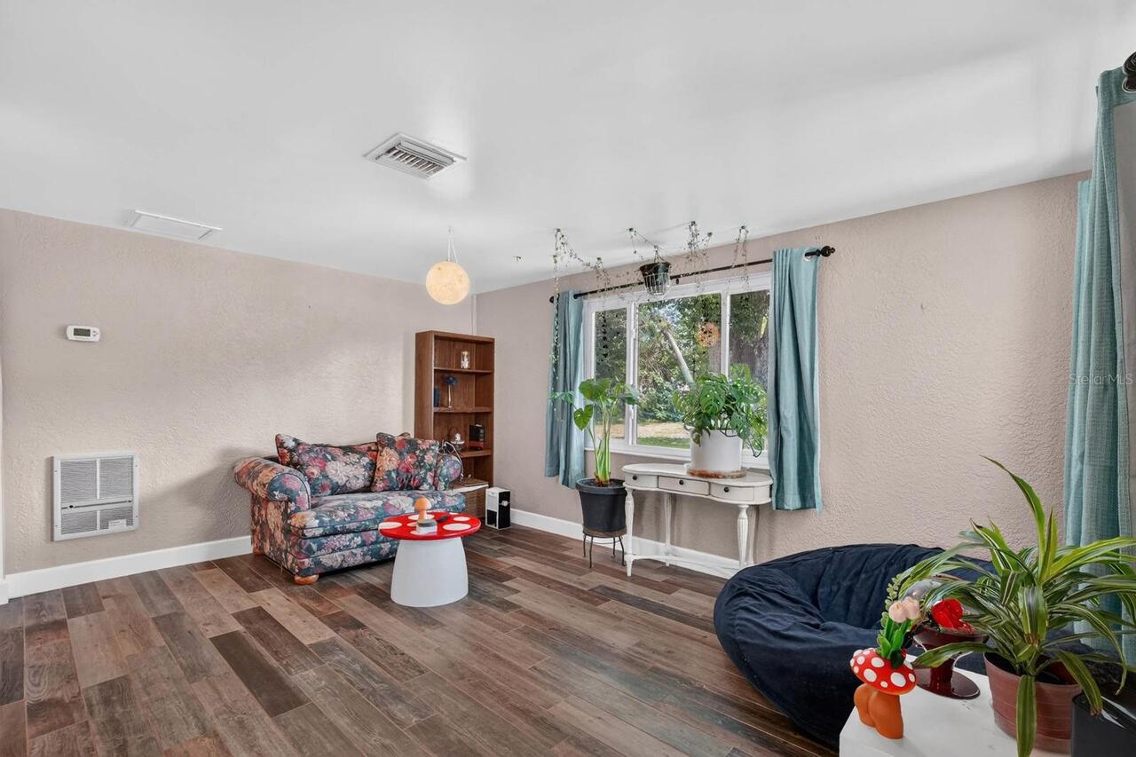 Listing Photo 13