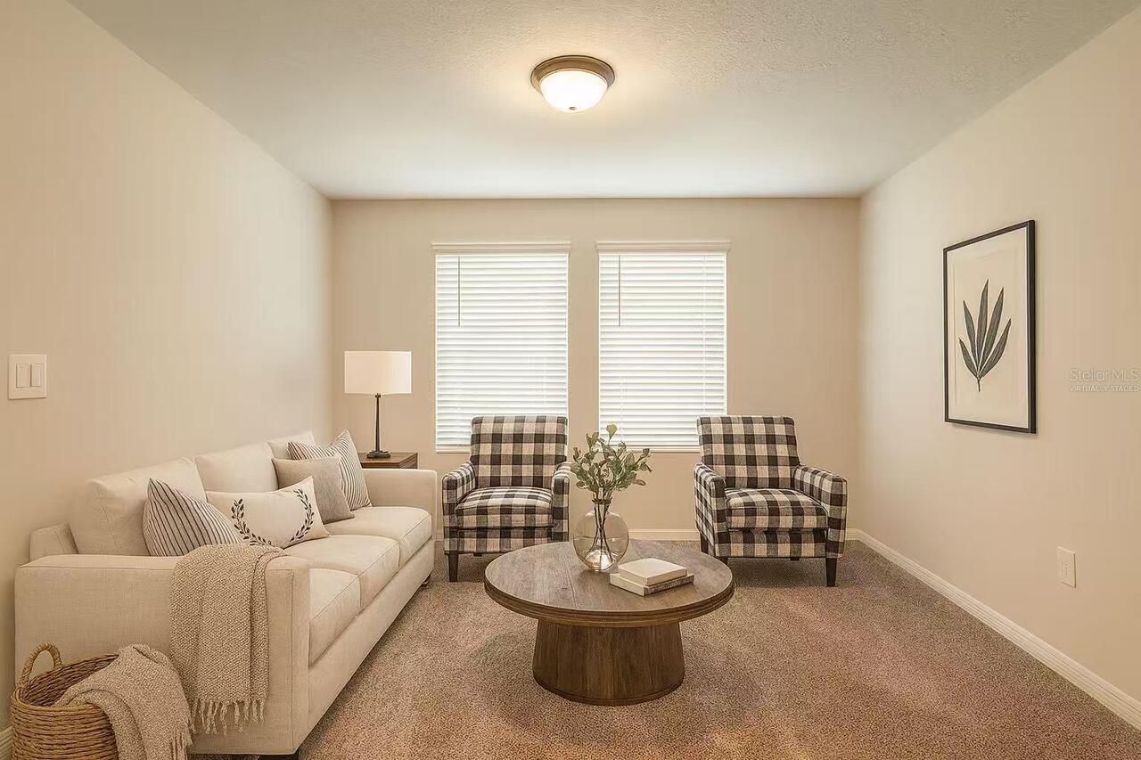 Listing Photo 10