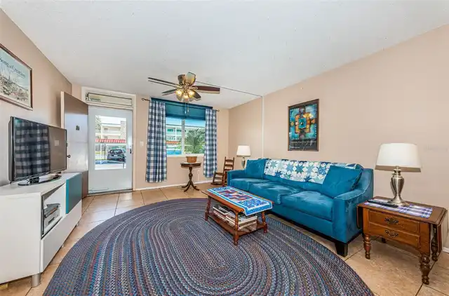 Listing Photo 7