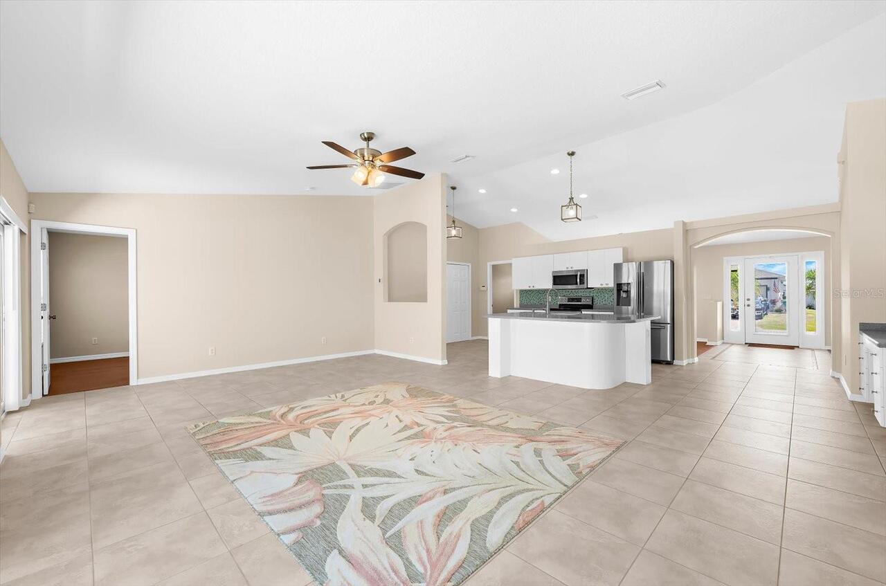 Listing Photo 16