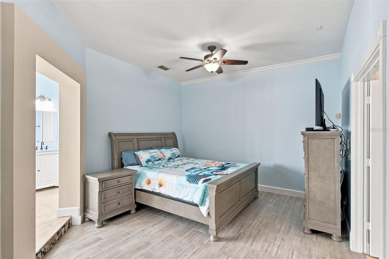 Listing Photo 22