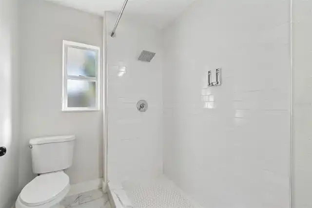 Listing Photo 33