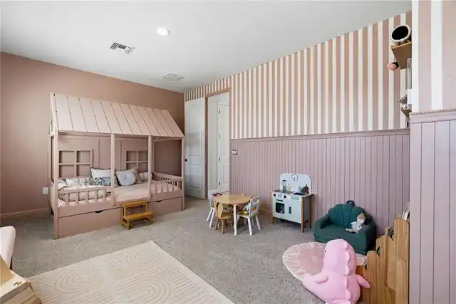 Listing Photo 29