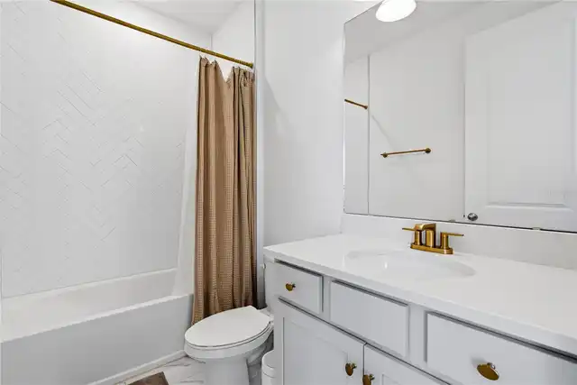 Listing Photo 32