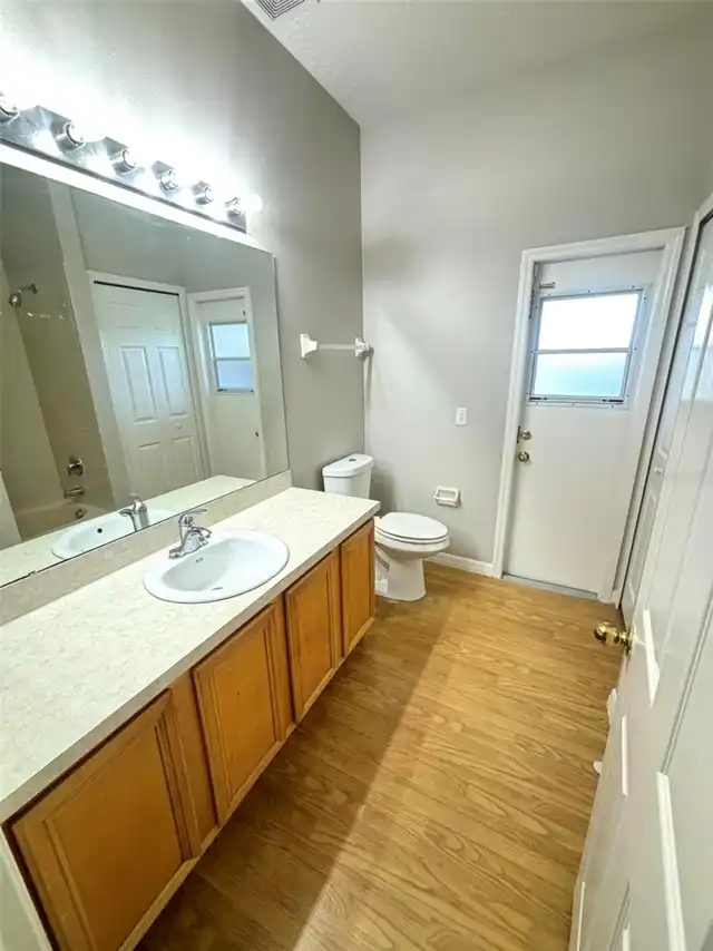 Listing Photo 15