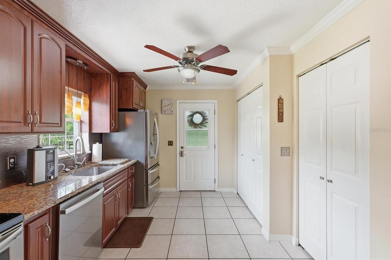 Listing Photo 19