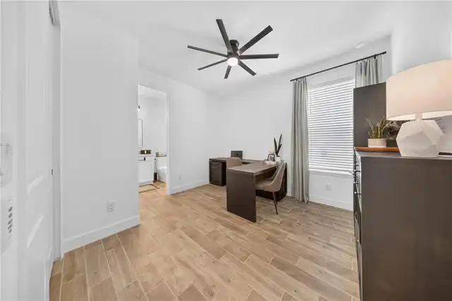 Listing Photo 19