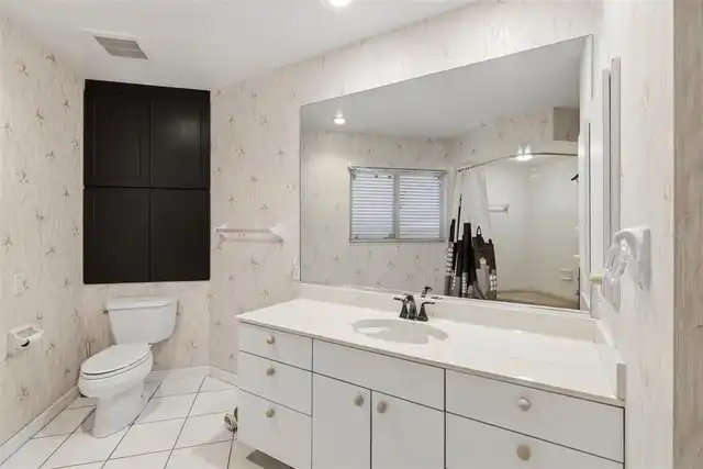 Listing Photo 42
