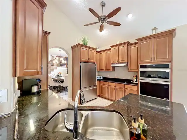 Listing Photo 18