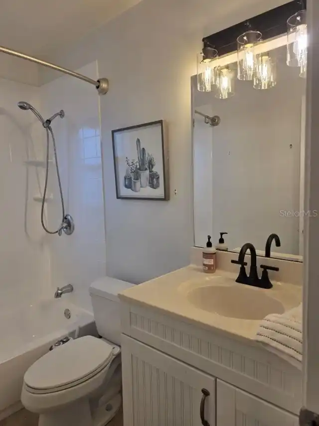 Listing Photo 32