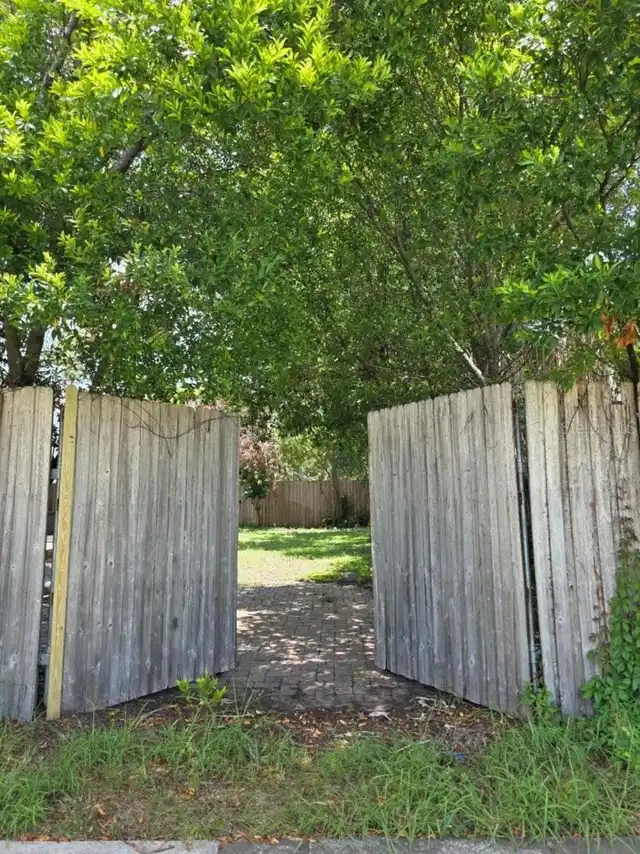 Listing Photo 34