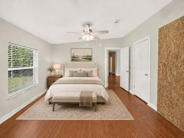 Listing Photo 17