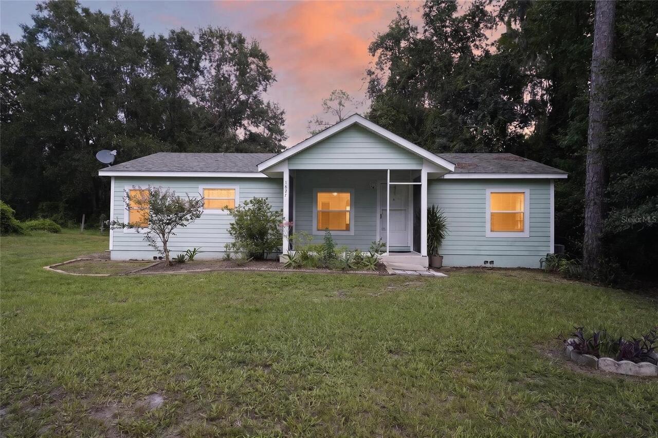 Listing Photo 1
