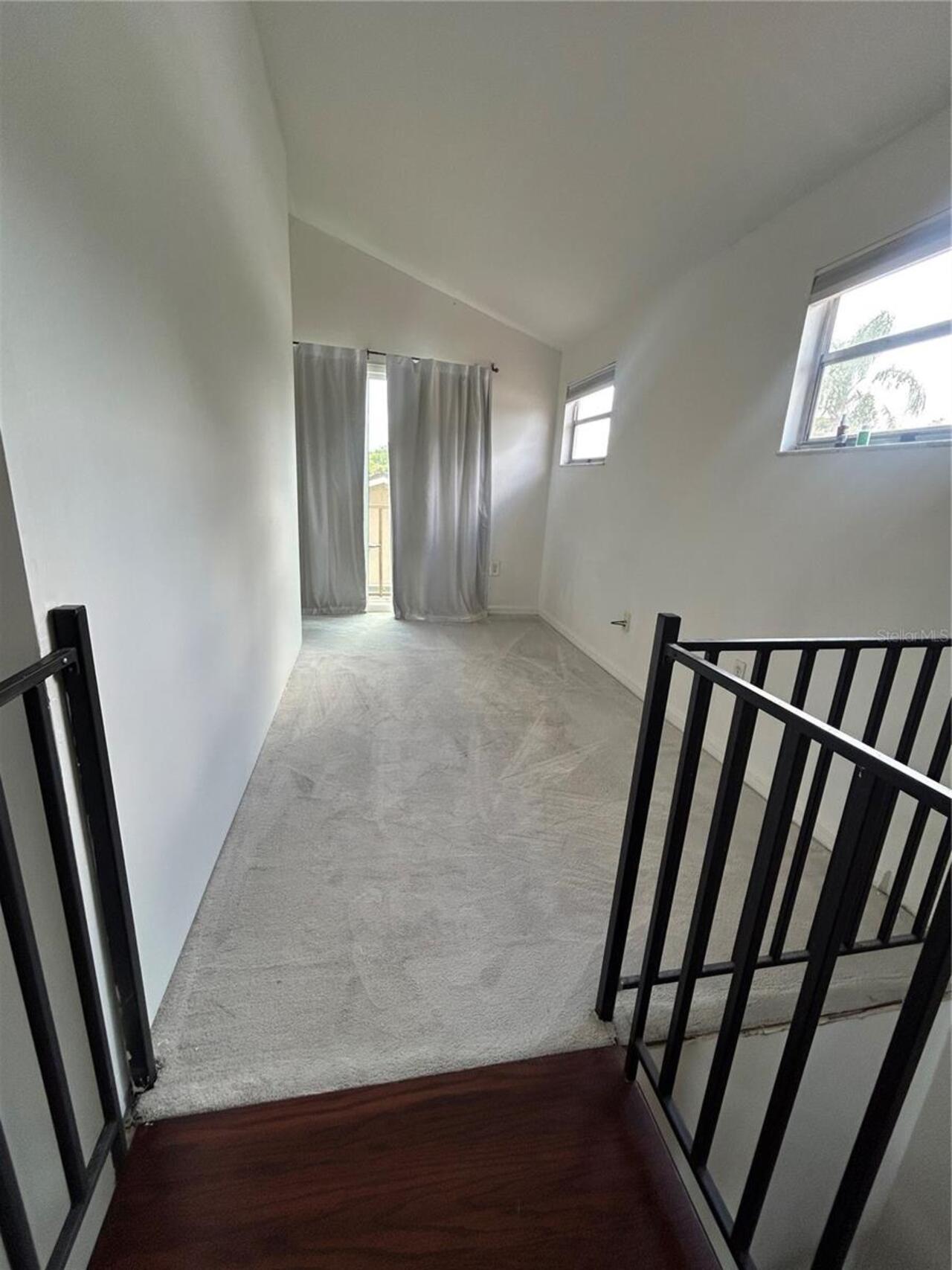 Listing Photo 12