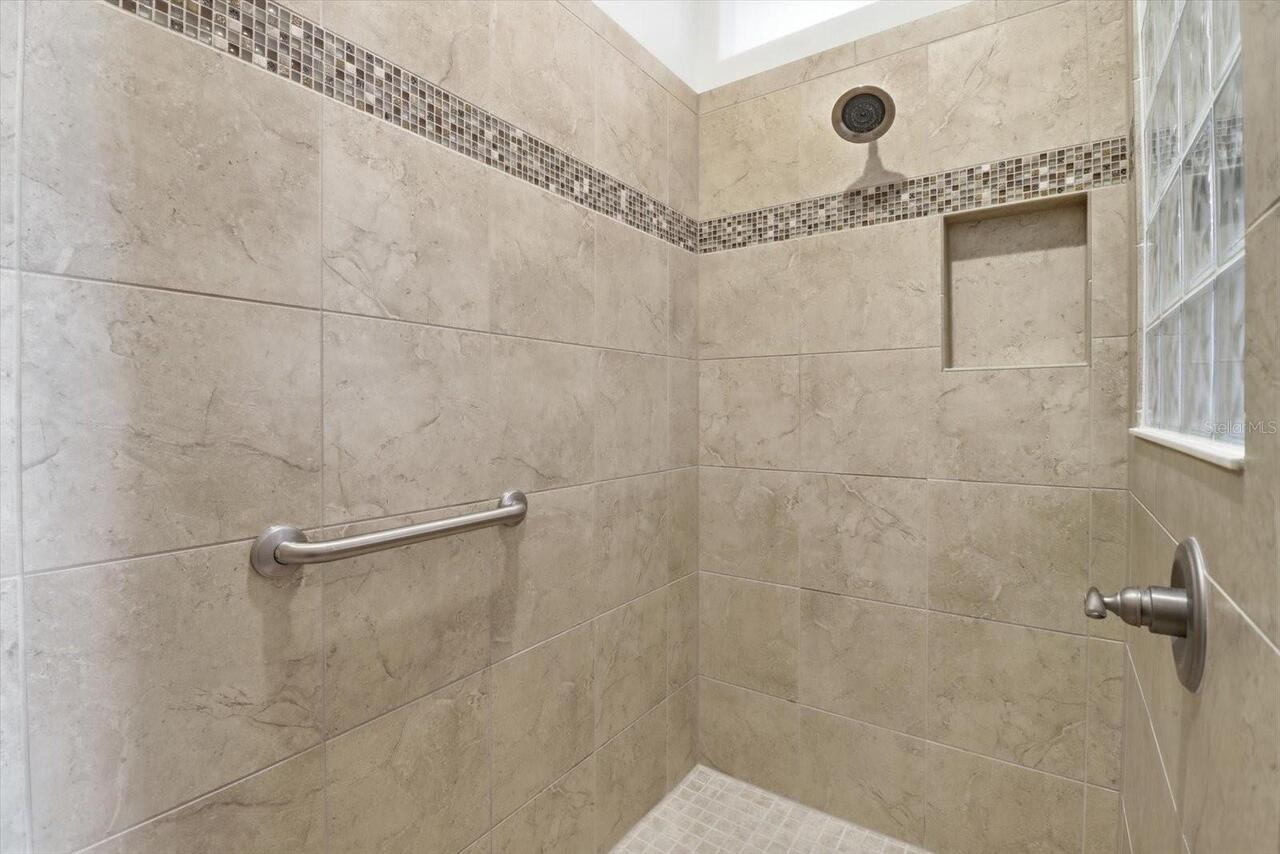Listing Photo 33