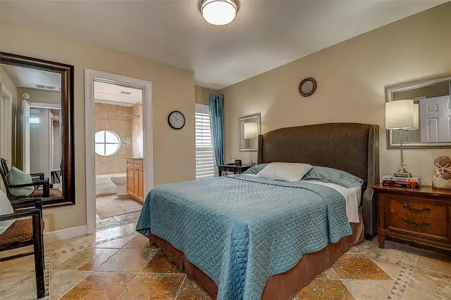 Listing Photo 25