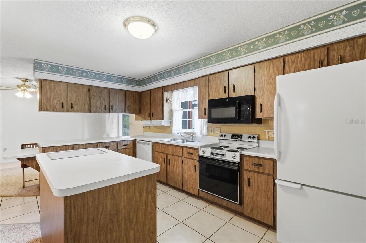 Listing Photo 22