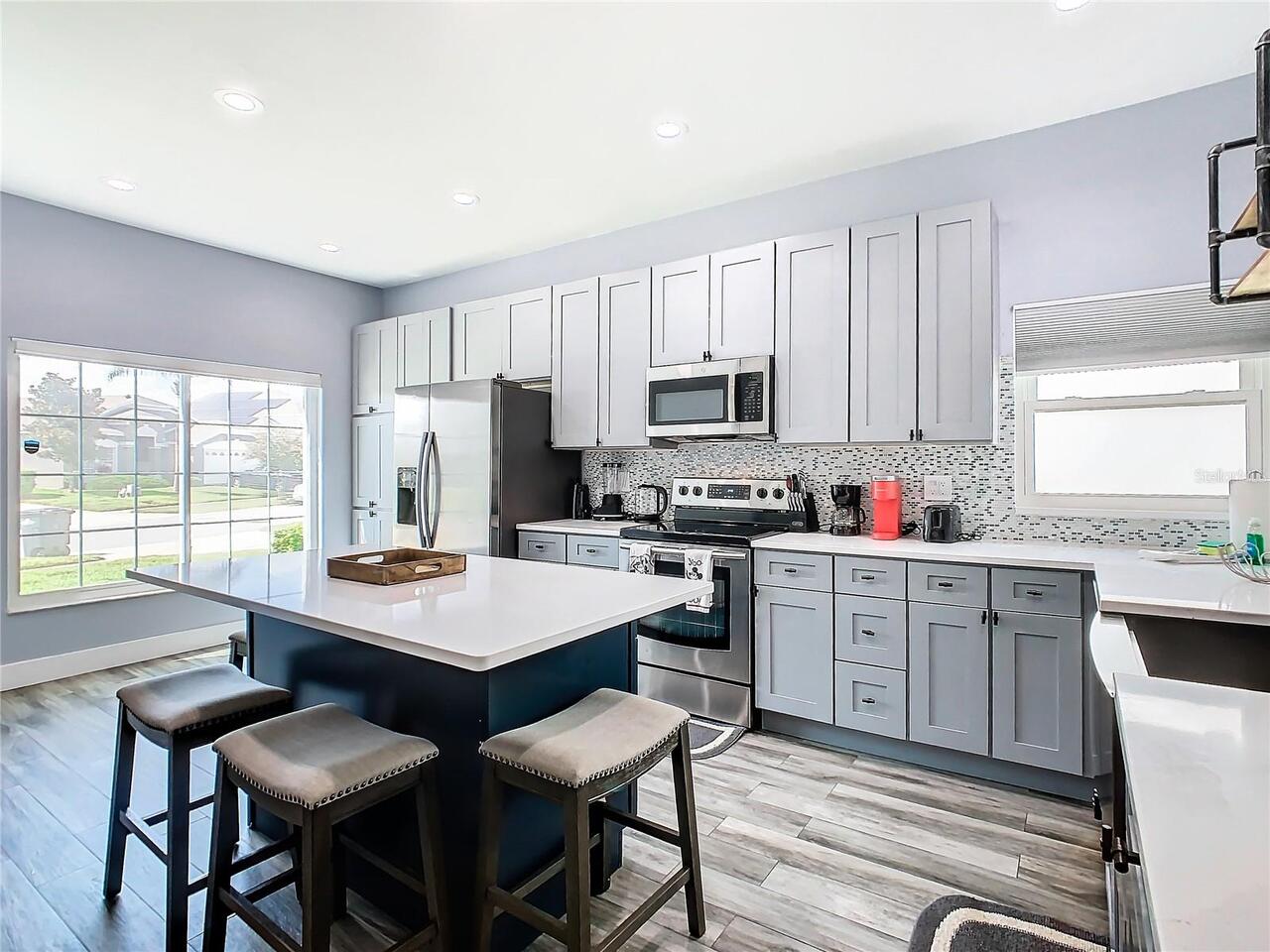 Listing Photo 12
