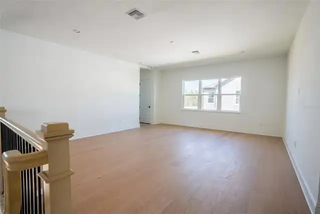 Listing Photo 33